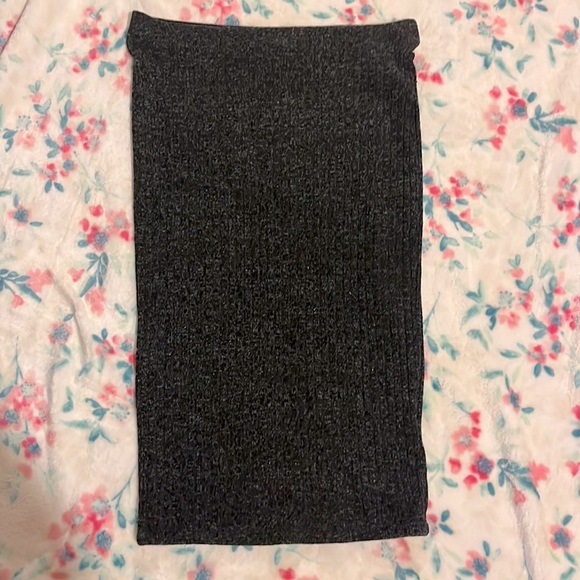 To small - Picture 1 of 2